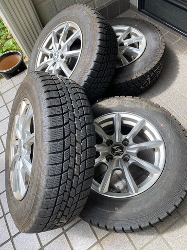 スタッドレスタイヤGoodyear icenavi6(2019)