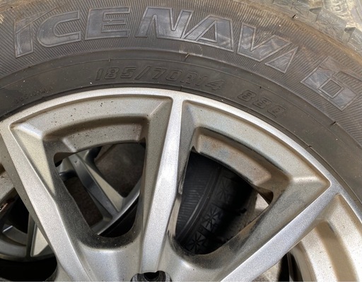 スタッドレスタイヤGoodyear icenavi6(2019)