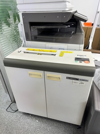 業務用　シュレッダー