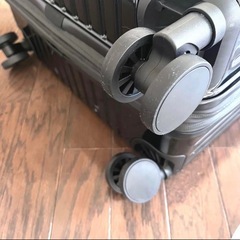 キャリーケース スーツケース M 60L4～6泊 拡張機能 USBポート付き 静音 黒の画像