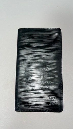 LOUIS VUITTON エピ　長財布