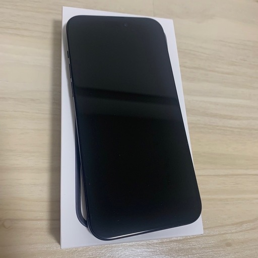 iPhone15plus 128GB ブラック　使用３ヶ月未満