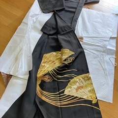 リメイク　端切れに！お古の着物【紋付き/婚礼】