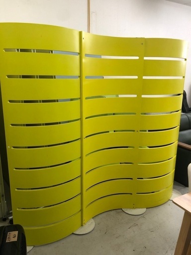 カーブウッドパーテーション