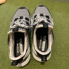 Skechers air cooled memory foam 