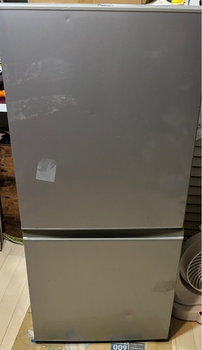 【受付終了】
AQUA製 冷凍冷蔵庫 2015年製 157L (AQR-16D S) シルバー　冷蔵庫