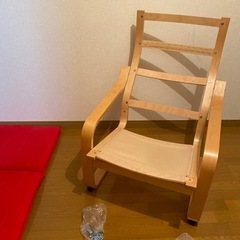 IKEA製１人チェアー3年使用感有り座り心地いいですの画像