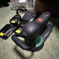 相場より安い　付属オプションバッテリー３個、充電器、ボッシュ(B...