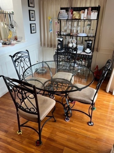 アシュレイ社　ダイニングテーブルセット　丸