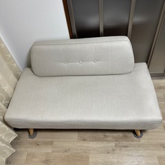 モダンデコの2人掛けソファの画像