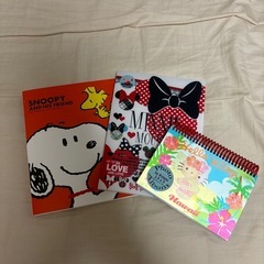 アルバム　スヌーピー　ミニー　キティ