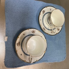 ナルミのカップ&ソーサー