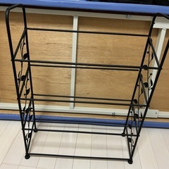 スチール製シューズラックの画像