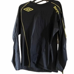 UMBRO 黒　ピステ　ナイロンジャージ　