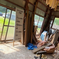 木材、端材、古い建具とかの画像