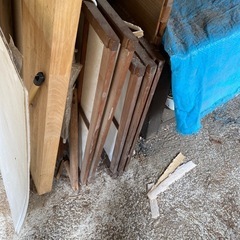 木材、端材、古い建具とかの画像