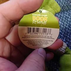 未使用　新品　袋入りやタグ付き　カエルのぬいぐるみ　人形？　４個　　　Frog and Toad Crocodile Creek-  BOOK friends       La Villa de pickles     の画像