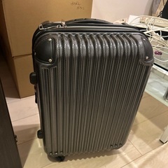 キャリーケースの画像