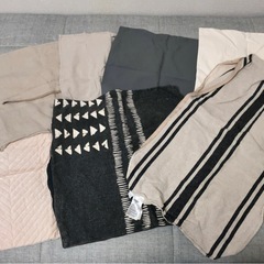 H&Mホームクッションカバー