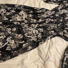 花柄ワンピースの画像