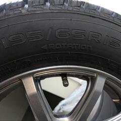 【美品！】Nokian HakkapeliitaR3 スタッドレスタイヤ+ホイール 195/65R15 4本の画像