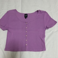 最終値下げ！！GAPTシャツ4枚セットの画像