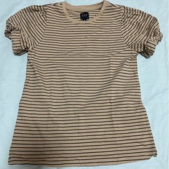 最終値下げ！！GAPTシャツ4枚セットの画像