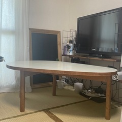 【1月中】たまご型 テーブル