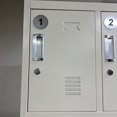 【お渡し確定】オフィスロッカー　12人用の画像