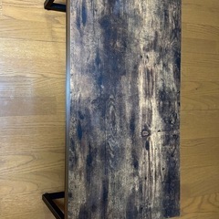 テーブル
の画像