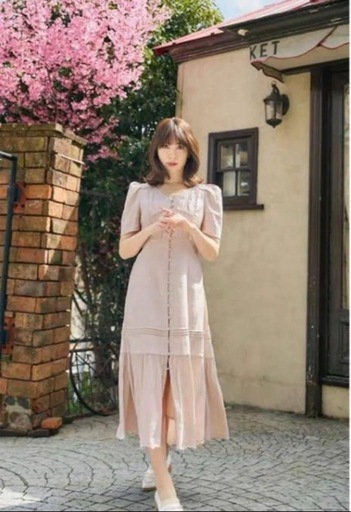 ワンピース herlipto Time After Time Scalloped Dress