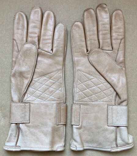 MR.hiro グローブ当事物No.2 (じっと手を見る) 奈良のその他の中古