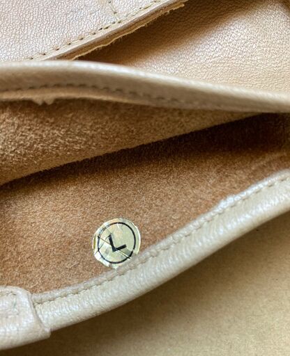 MR.hiro  グローブ　当事物　No.2 MR.hiro グローブ当事物No.2 (じっと手を見る) 奈良のその他の中古