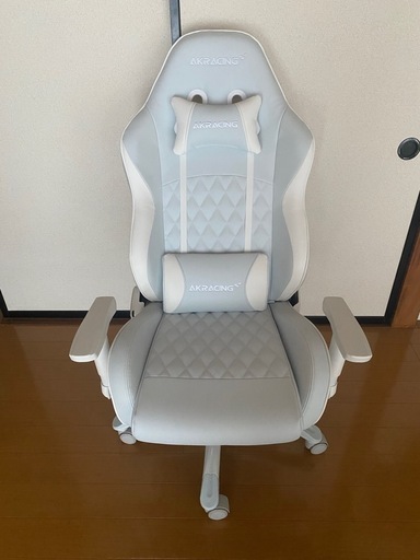 AKRacingゲーミングチェア本田翼モデル