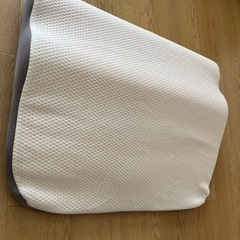 肩・首・背中も支える枕