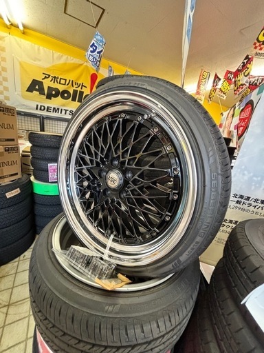 SSR フォーミラメッシュ　１８インチ8.5J＋43  215/40r18