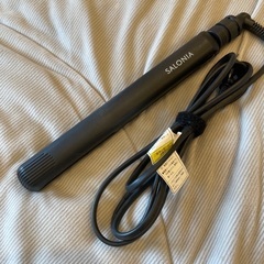 【200円】サロニアのヘアアイロン