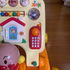 アンパンマンよくばりすくすくウォーカーの画像