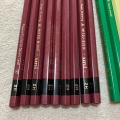 鉛筆いろいろ２９本の画像