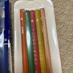 鉛筆いろいろ２９本の画像