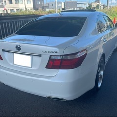 【ご成約】車検R8年9月❗️車税込❗️LS 600h❗️4WD❗️サンルーフ❗️黒皮シート❗️社外20インチ❗️マークレビンソン❗️レーダークルーズコントロール❗️の画像