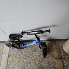 子供の自転車練習にストライダー