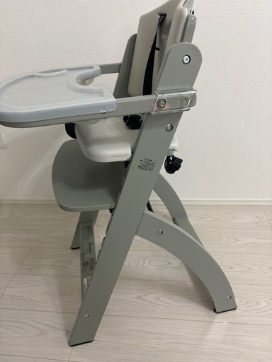 未使用　ビヨンドジュニアハイチェア　グレー・グレー Amazon | [ビヨンドジュニア（Beyond Junior）] ベビーチェア