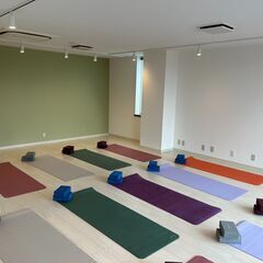 Studio Aer　やさしいフローヨガ