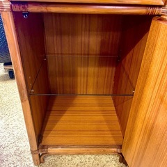 【武蔵小山店】 KAZAMA カザマ　ラタンシェルフ ラタンチェスト ラタンキャビネット ラタン 藤 籐家具 ランドリー キャビネット ガラス　昭和　レトロ　昭和レトロ　古民家　古道具の画像
