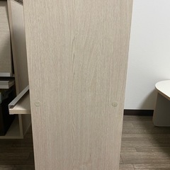 収納棚の画像