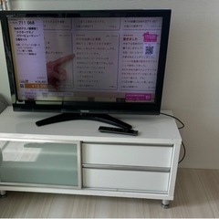 家電 テレビ 液晶テレビ 取り引き中