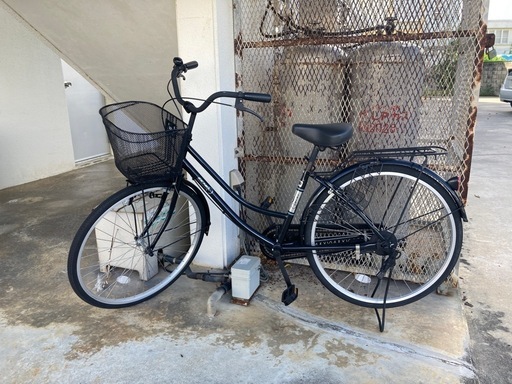 自転車と空気入れ