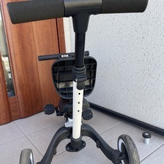 子供用三輪車 5in1 押し棒付きの画像