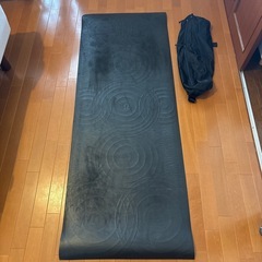 ルルレモン　ヨガマットとバッグ